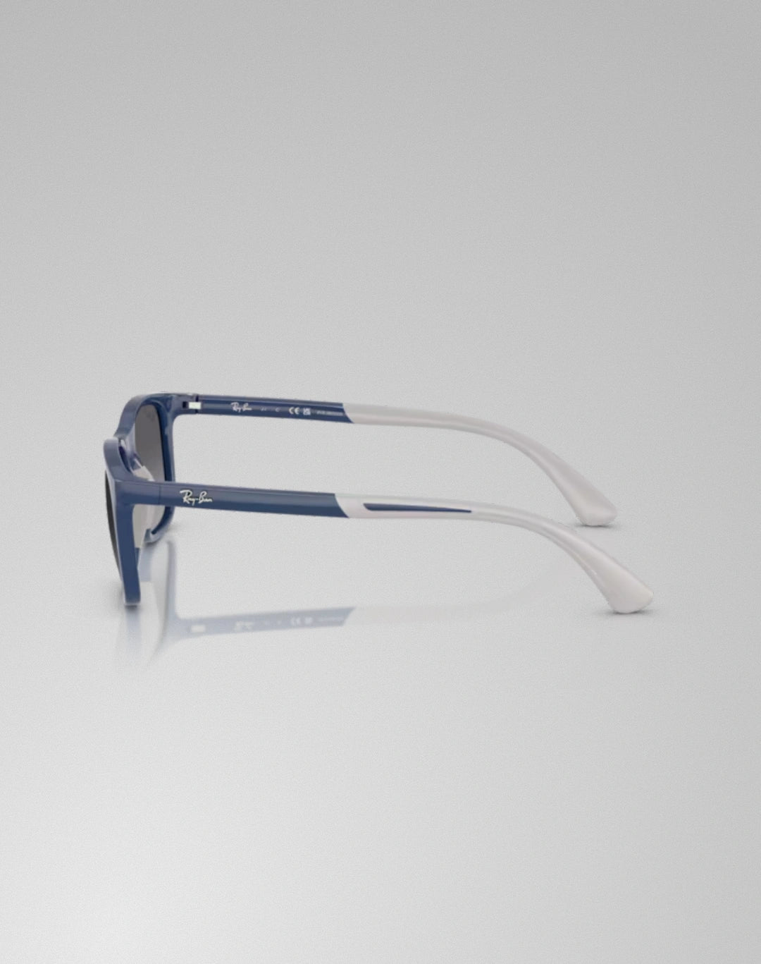 Ray-Ban 0RJ9084S-7187T3 – Lunettes de soleil carré bleu sur caoutchouc gris