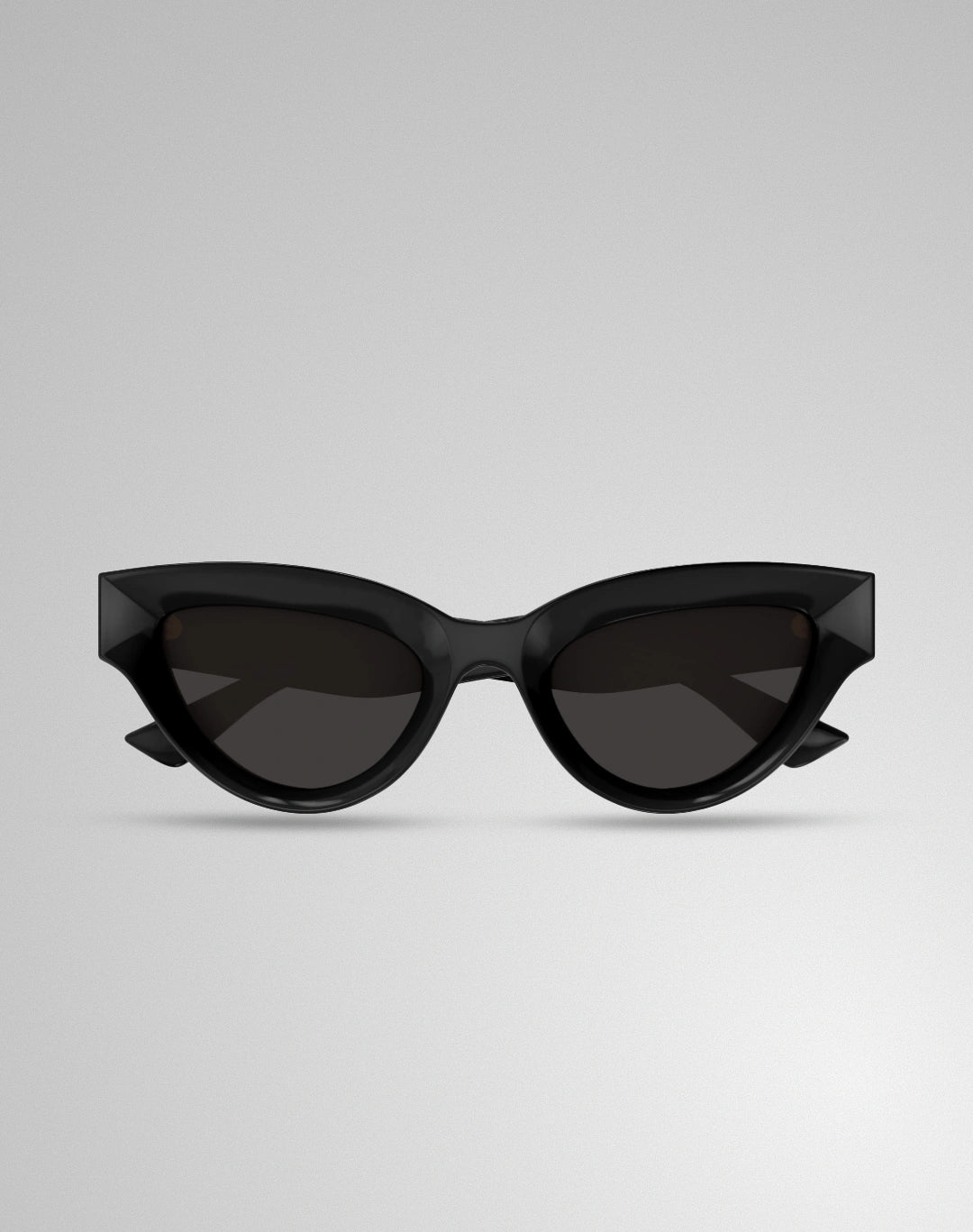 Bottega Veneta BV1249S-001 – Lunettes de soleil œil-de-chat noir (L)