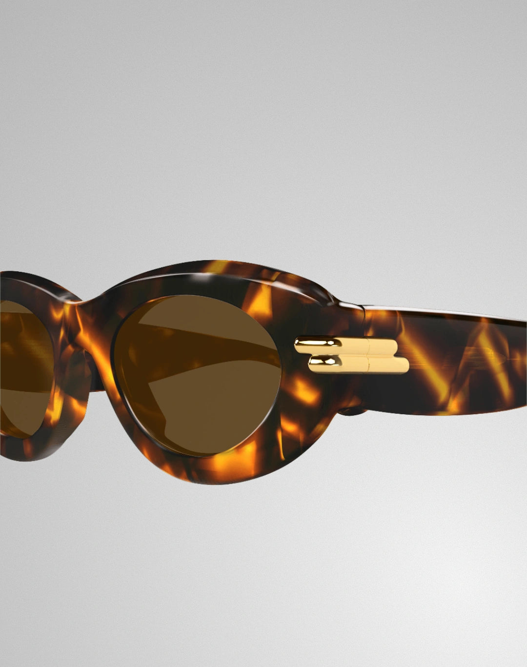 Bottega Veneta BV1322S-002 – Lunettes de soleil œil de chat Havana (M)