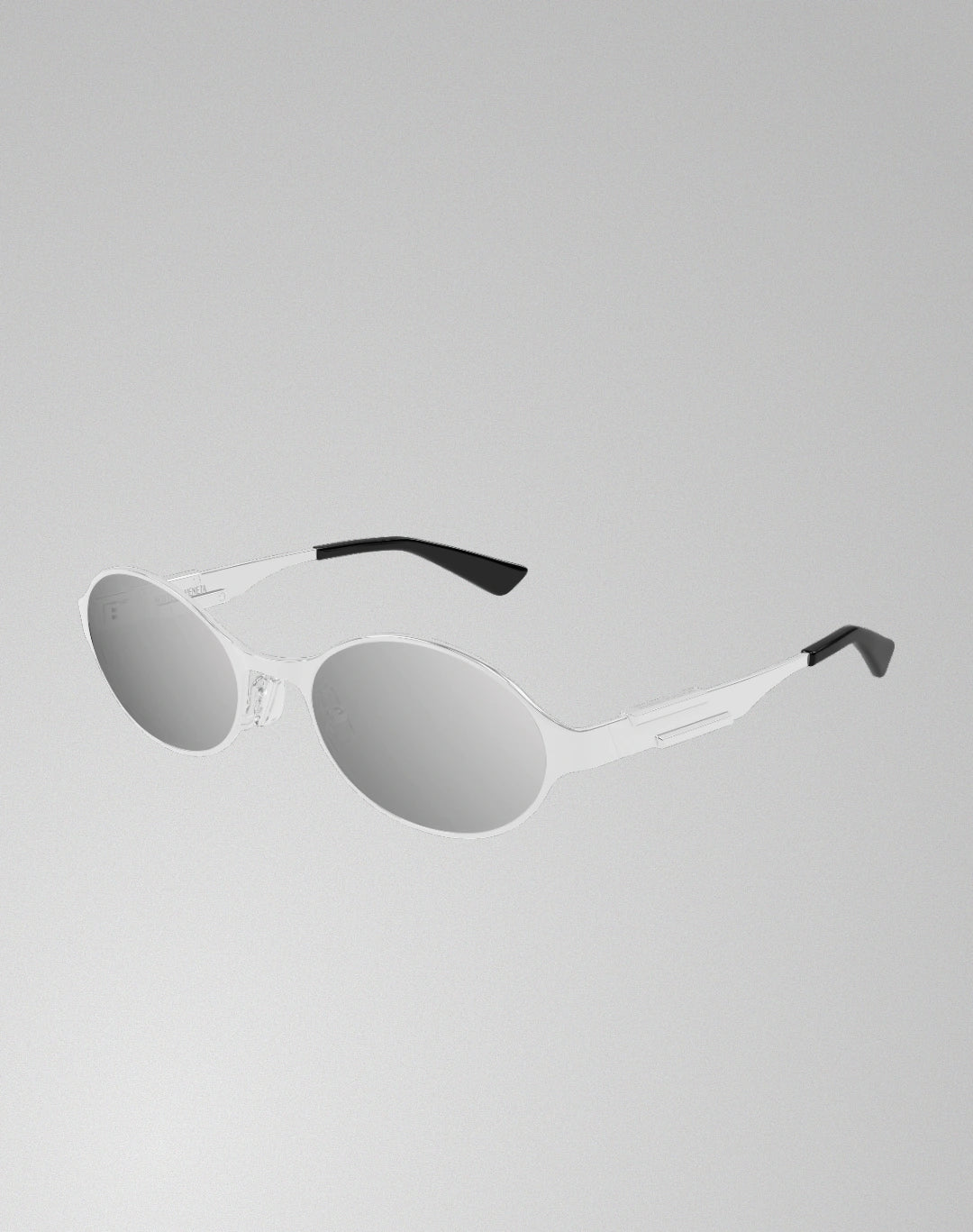 Bottega Veneta BV1456S-003 – Lunettes de soleil ovale argent (L)