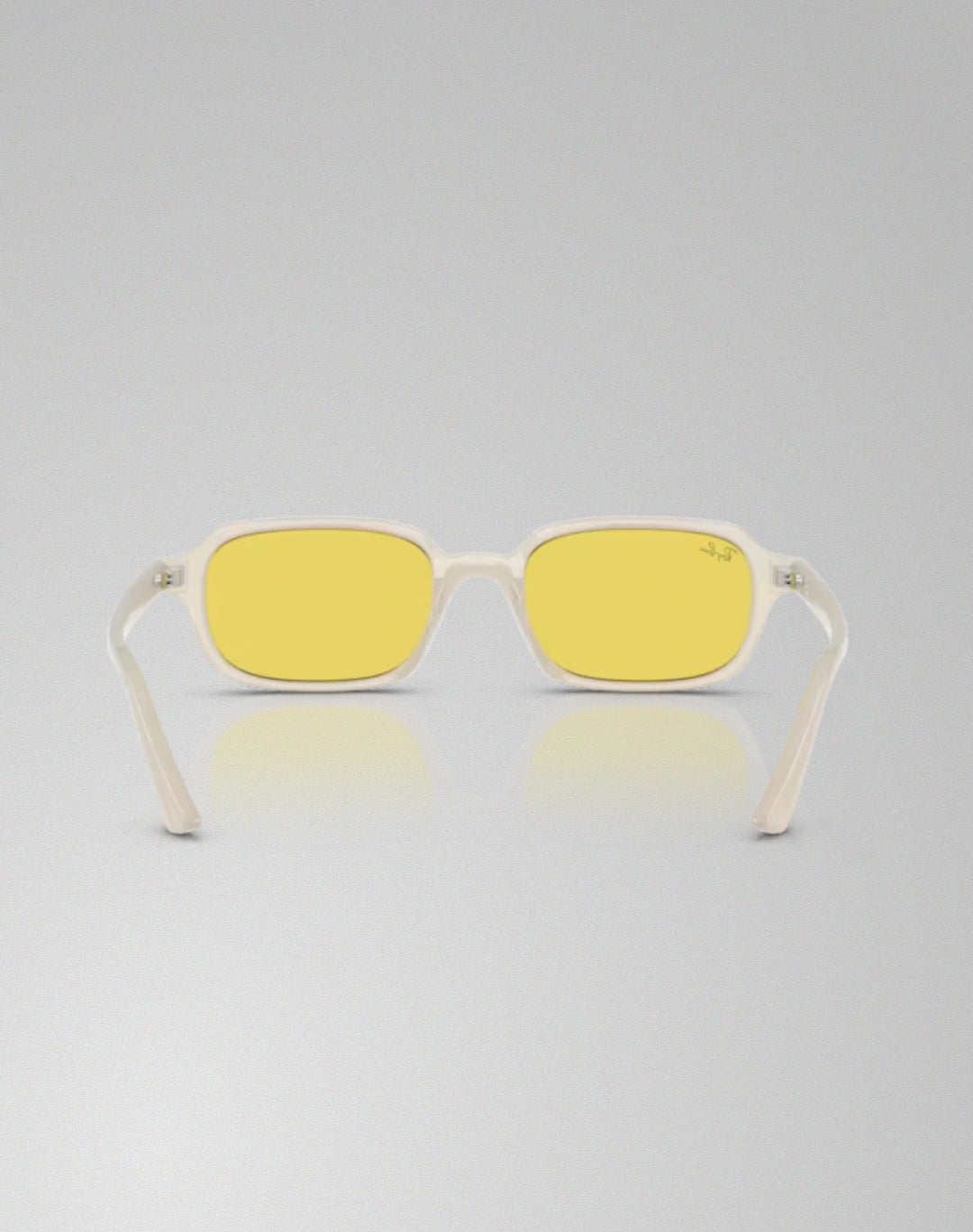 Ray-Ban 0RB4455-68086D – Lunettes de soleil pillow blanc cloudy warm