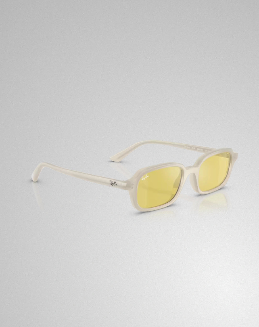 Ray-Ban 0RB4455-68086D – Lunettes de soleil pillow blanc cloudy warm