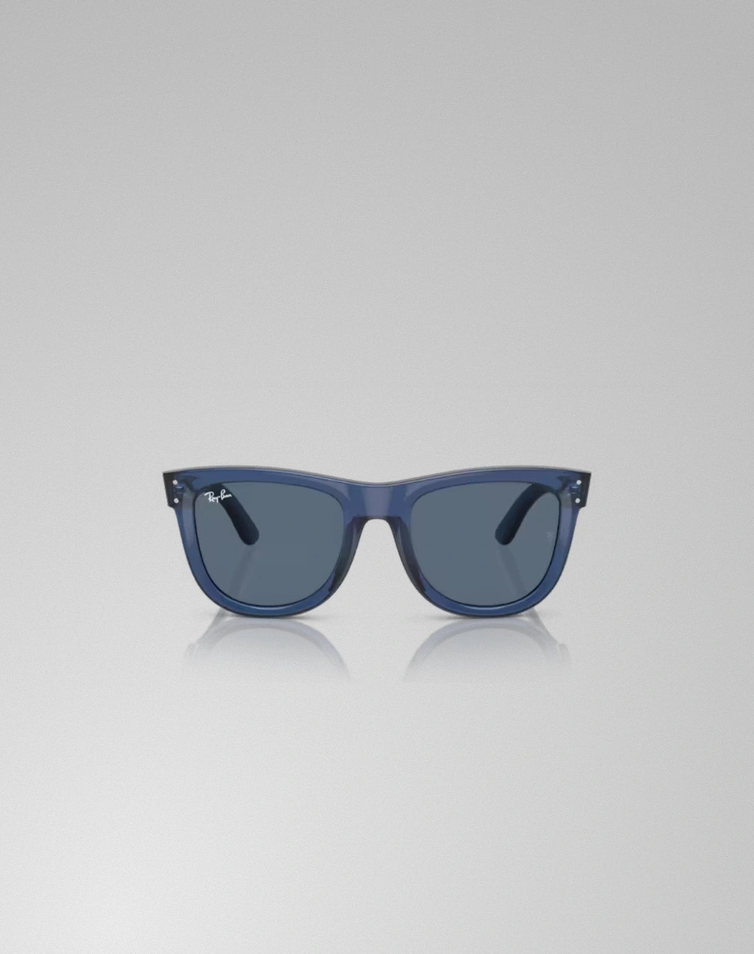 Ray-Ban 0RB0502S-67083A – Lunettes de soleil carré bleu marine transparent