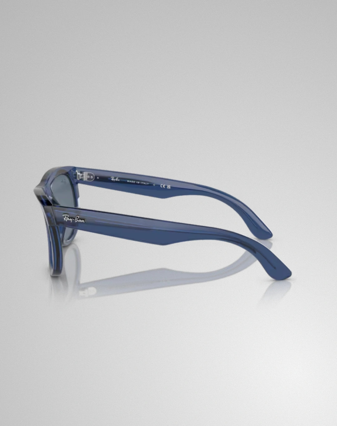 Ray-Ban 0RB0502S-67083A – Lunettes de soleil carré bleu marine transparent