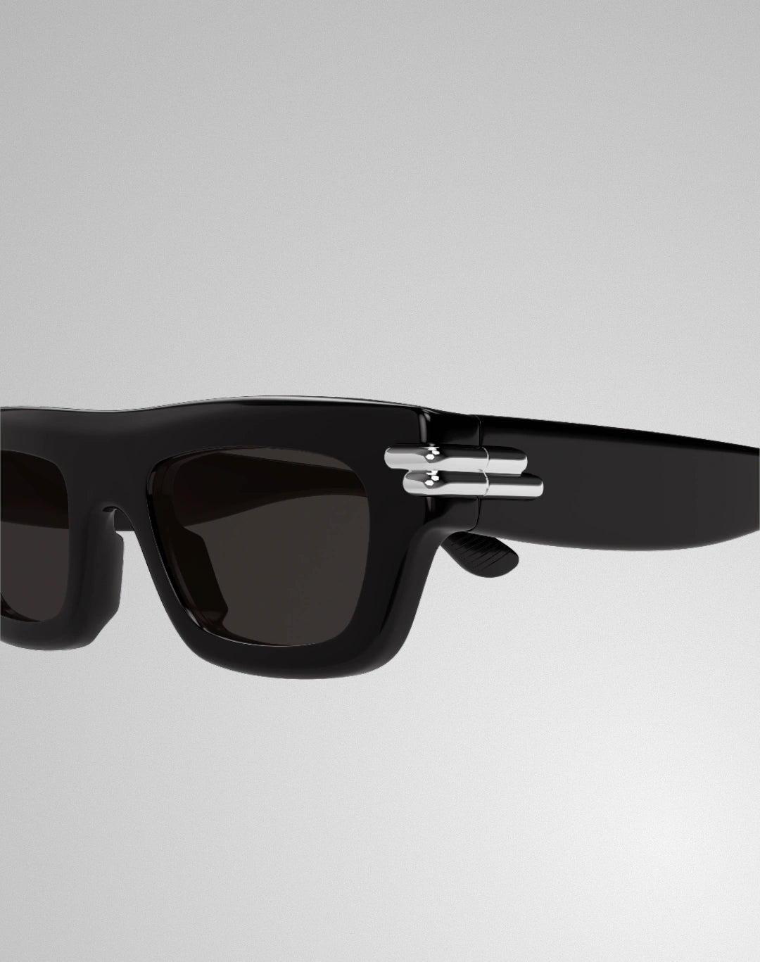 Bottega Veneta BV1321S-001 – Lunettes de soleil carrée noir (M)