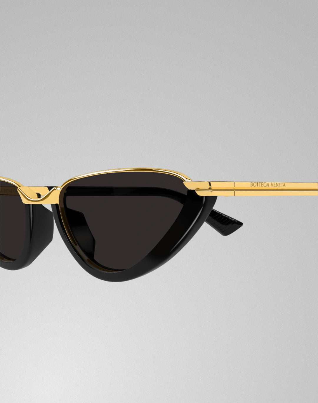 Bottega Veneta BV1346S-001 – Lunettes de soleil Œil-de-chat noir (L)