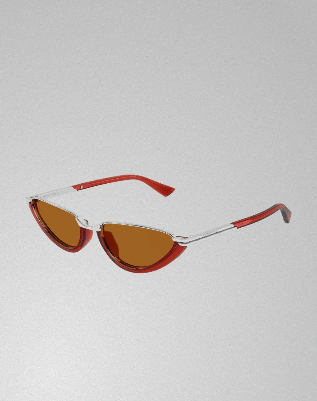 Bottega Veneta BV1346S-002 – Lunettes de soleil Œil-de-chat rouge (L)
