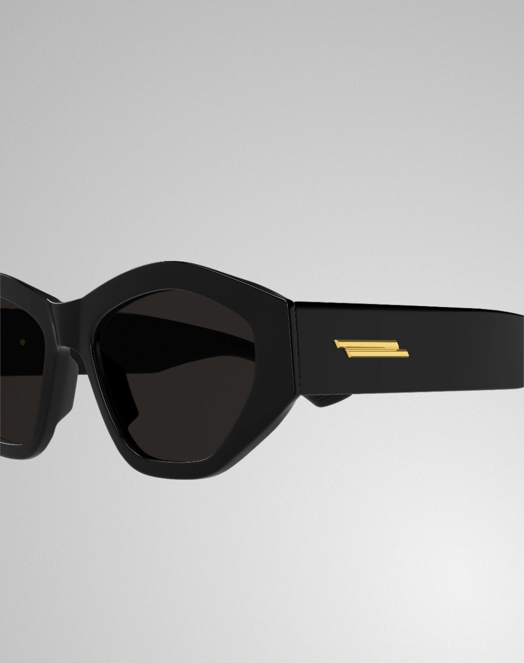 Bottega Veneta BV1408S-001 – Lunettes de soleil surdimensionnée noir (M)