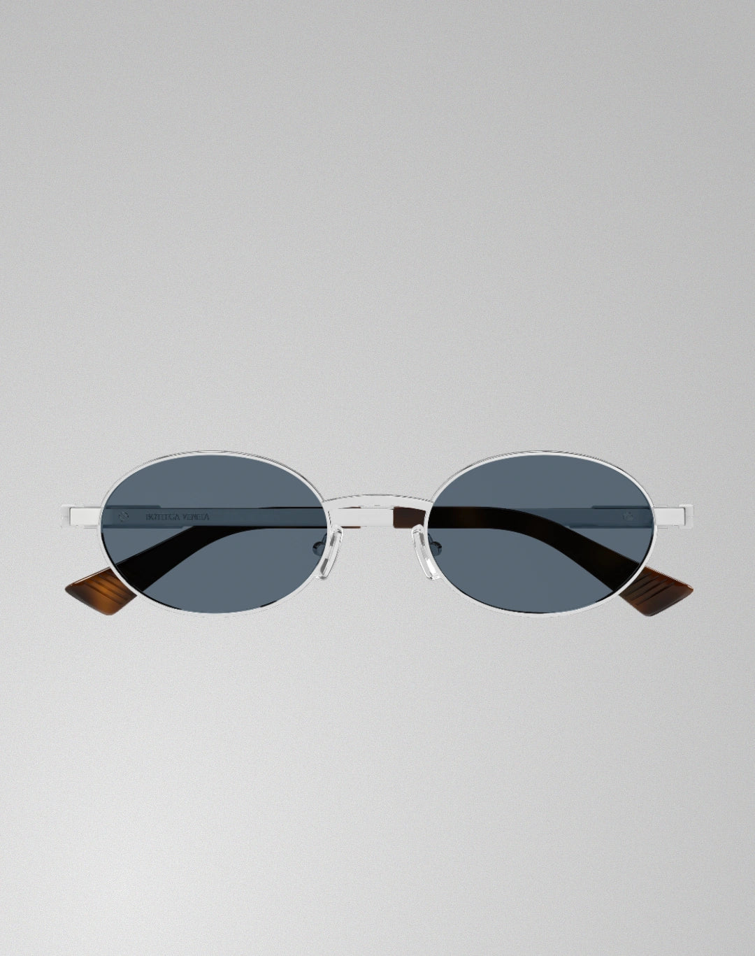 Bottega Veneta BV1470S-002 – Lunettes de soleil ovale argent (M)